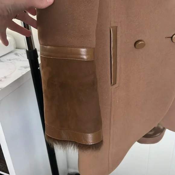 Mackage fitted double breasted wool coat with leather and fur trimmings. Small - Picture 6 of 6